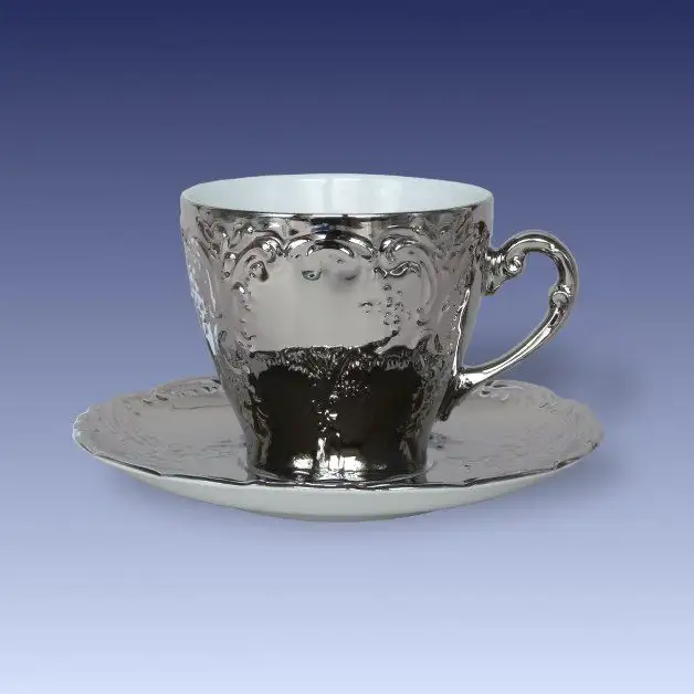 titanové stříbro káva