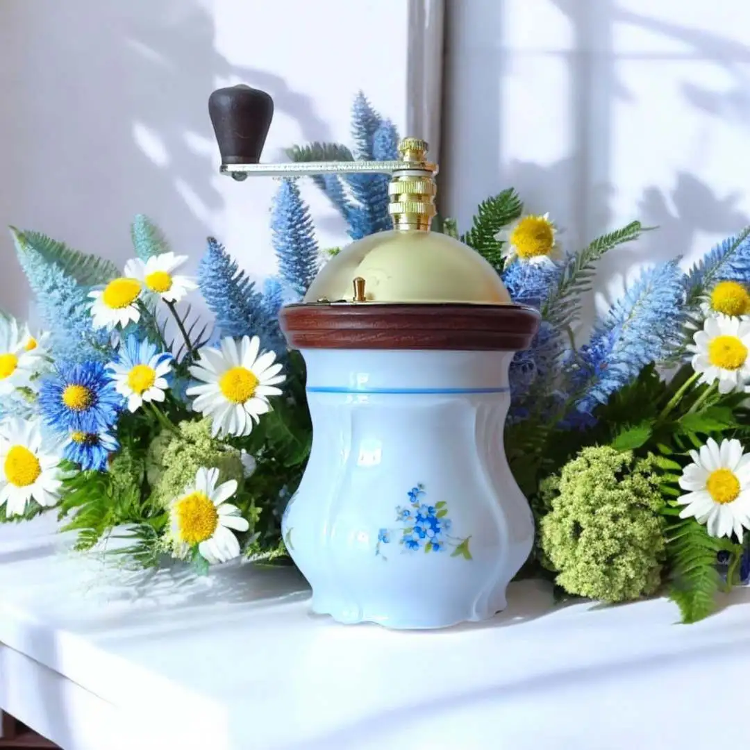 70631 Mlýnek na kávu Aneta